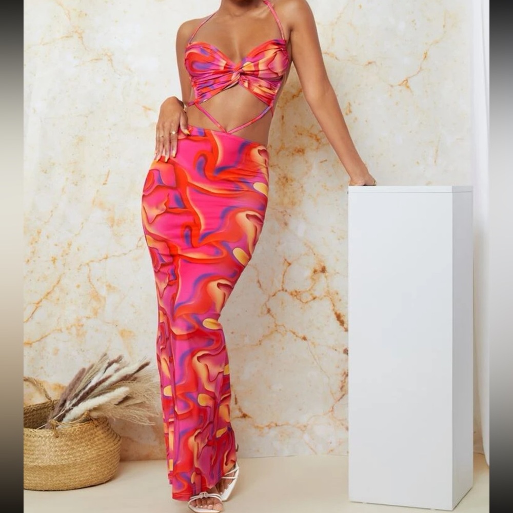 Splash Twist Front Tied Backless Bodycon Dress